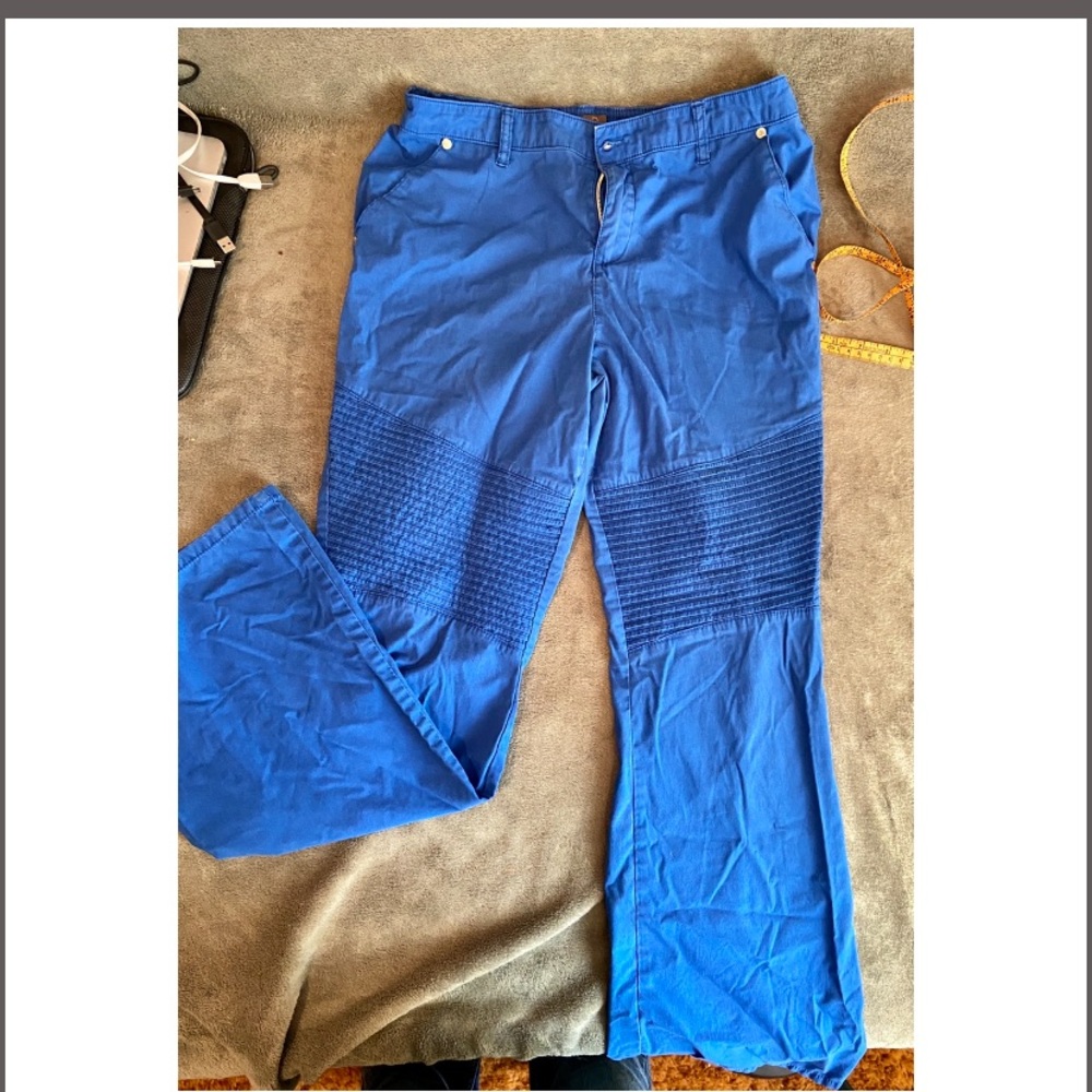 Moto style scrubs
